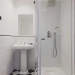 Modern -2br-4p- Marais 파리