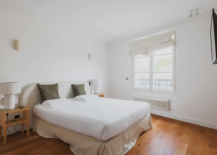 Modern -2br-4p- Marais 파리