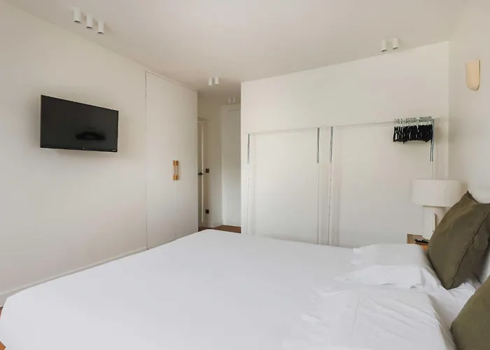 Modern -2br-4p- Marais 아파트 파리